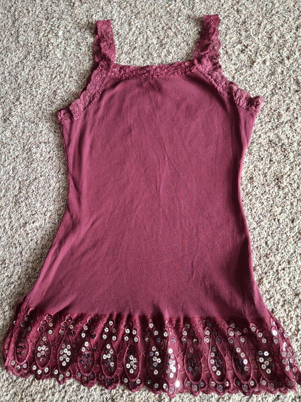 Vanity Lace-Trim Ribbed Tank Top - Burgundy